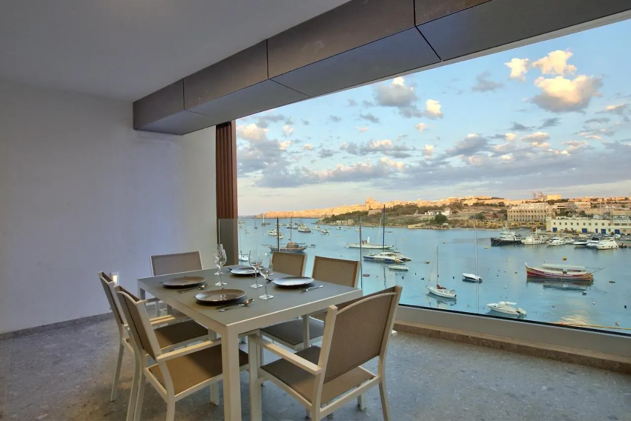 Sea Front Spacious Valletta Views Apartments Sliema