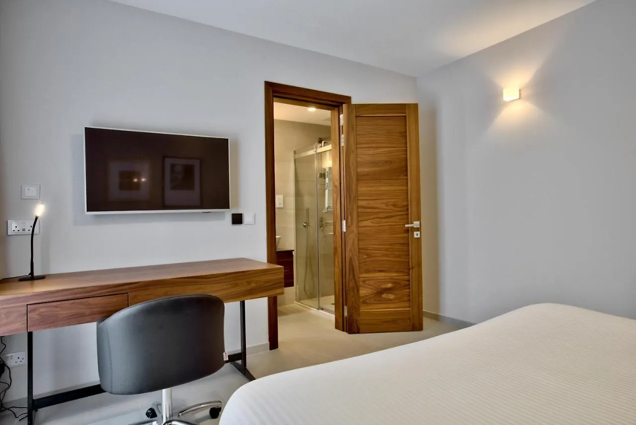 Sea Front Spacious Valletta Views Apartments Sliema Malta